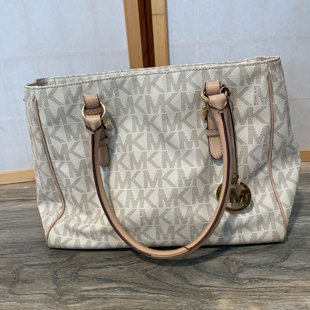 Michael Kors Cream Tote Bag